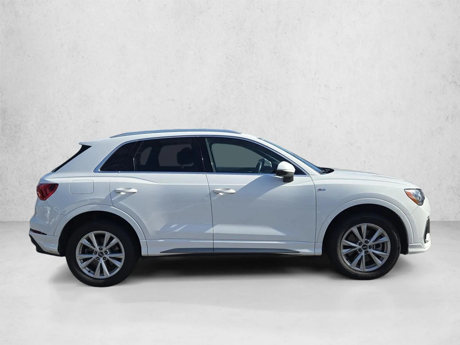Used 2021  Audi S line Premium image 4