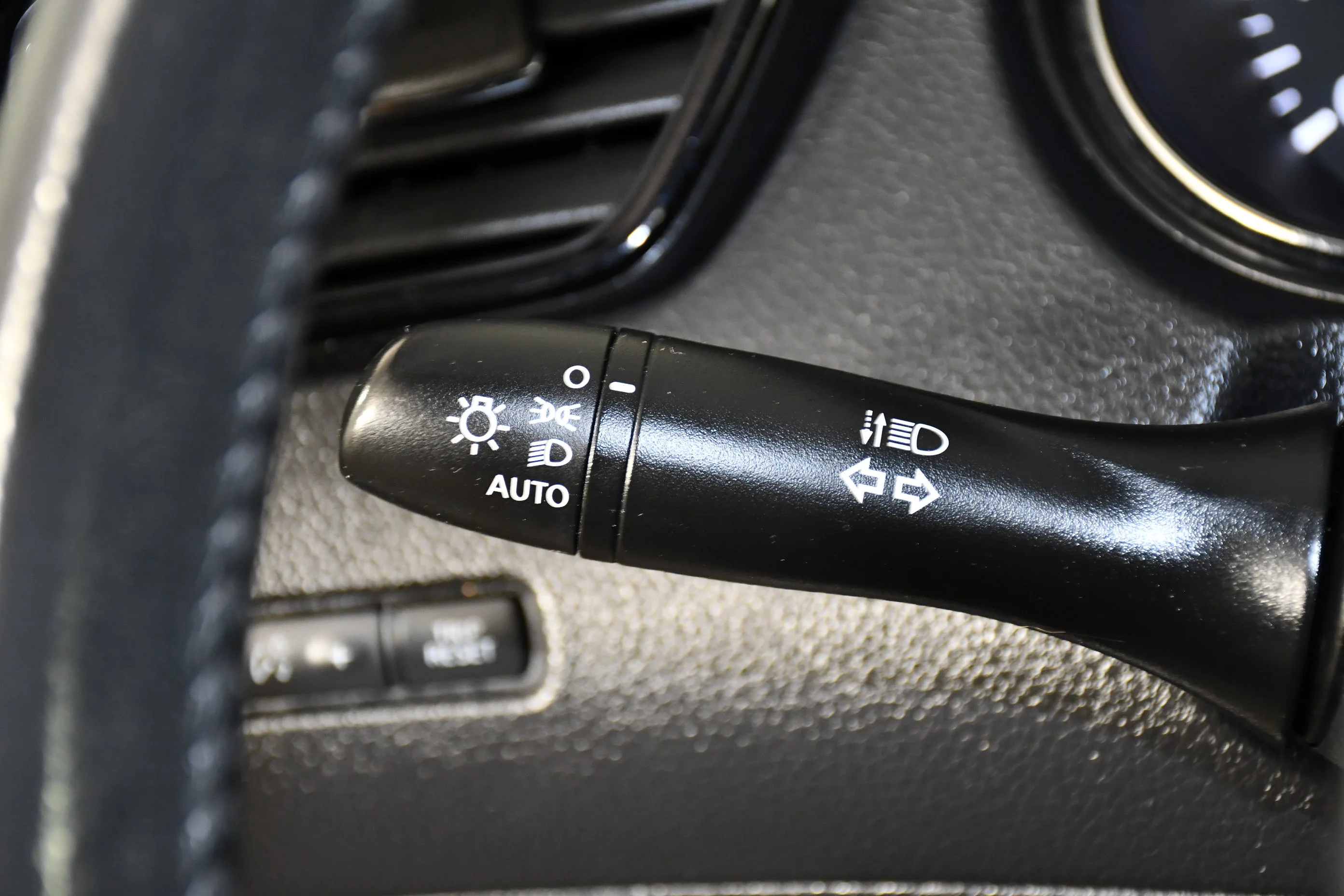 Used 2018 Gun Metallic Nissan SV image 22