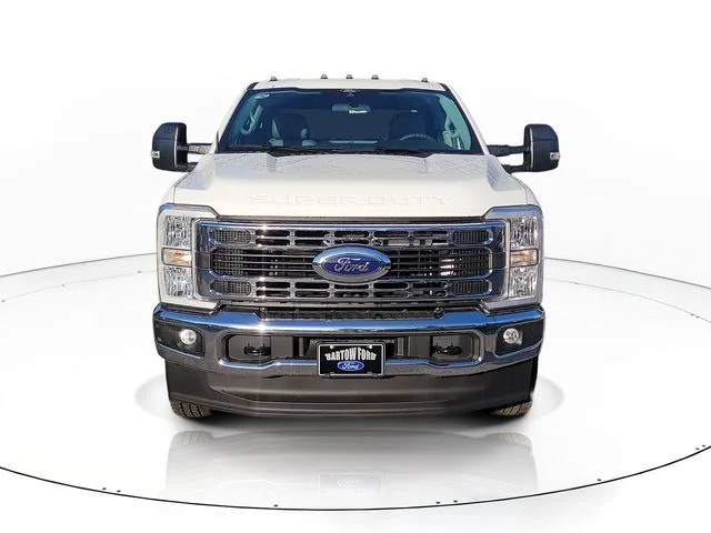 New 2026 Oxford White Ford XL image 2