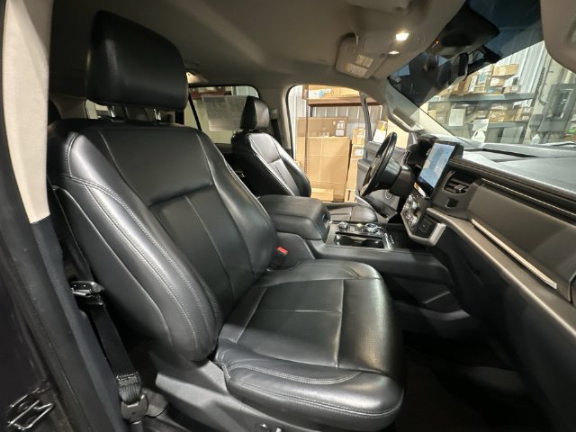 Used 2022 Gray Ford XLT image 32