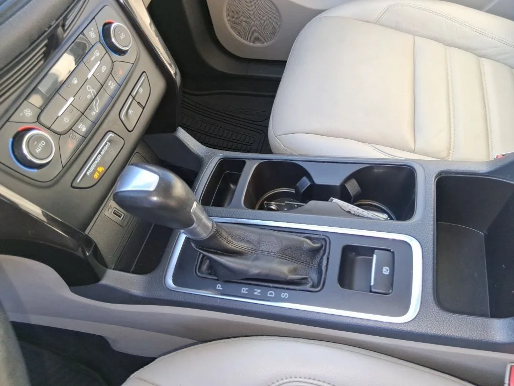 Used 2017 Silver Ford Titanium image 14