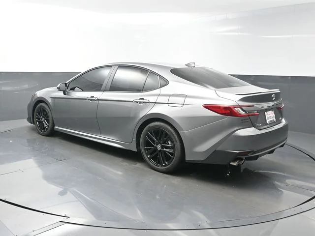 Used 2026  Toyota SE image 5