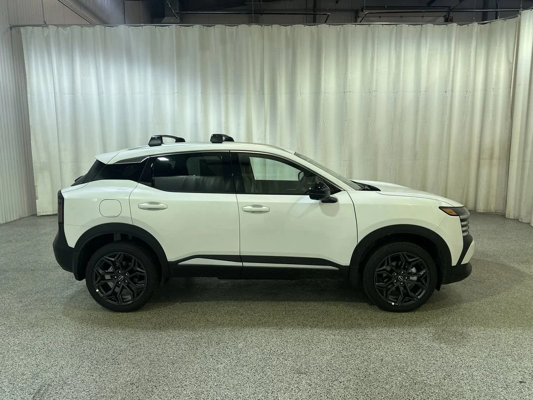 New 2026 Aspen White TriCoat Nissan SR image 5