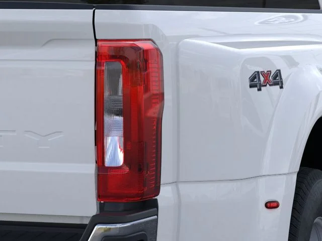 New 2026 Oxford White Ford F-350® XL image 21