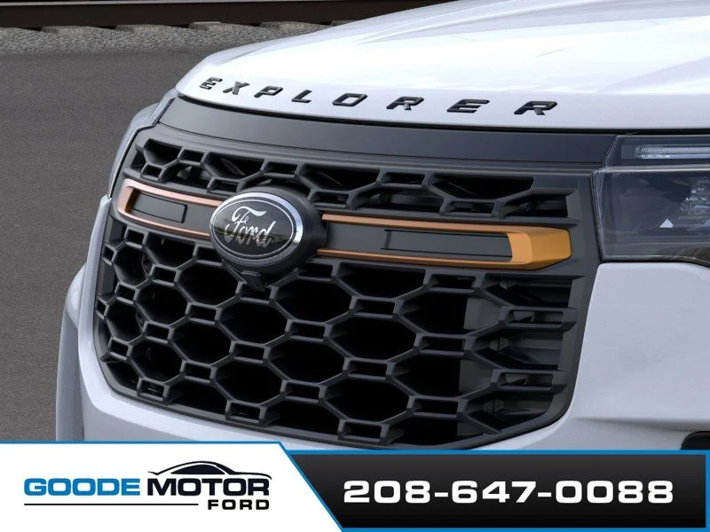 New 2026 Space White Metallic Ford Tremor® image 17