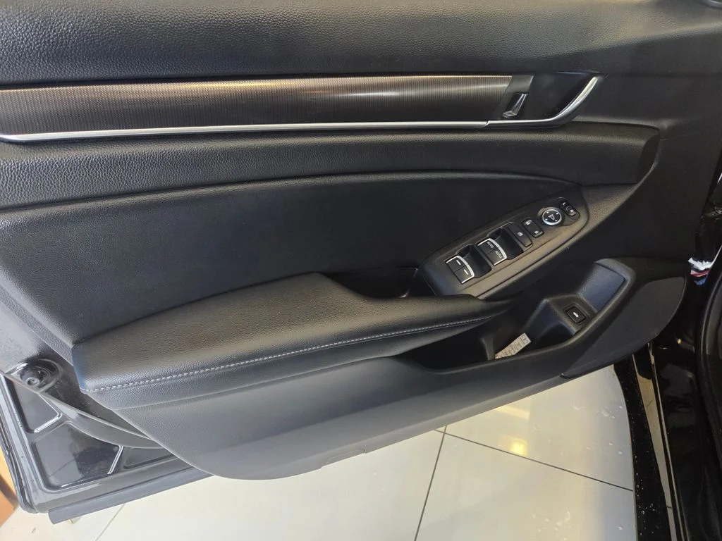2022 Honda Accord Sport - Photo 12