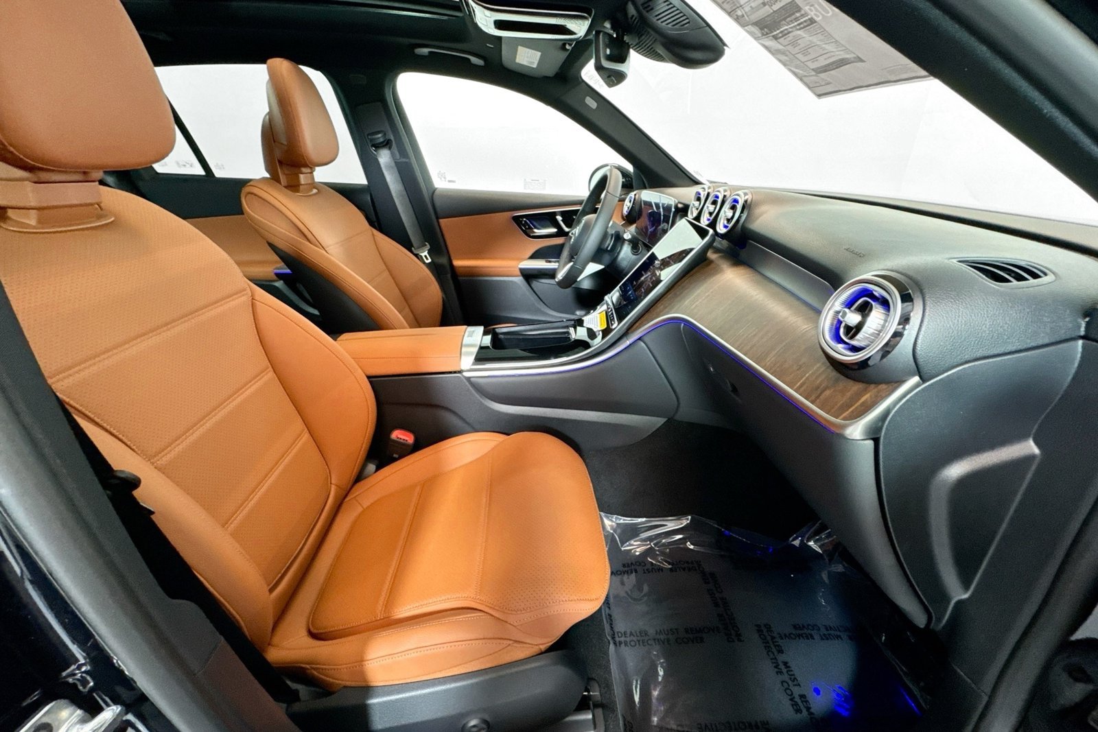 New 2026 Black Mercedes-Benz GLC 300 image 26