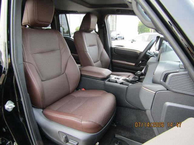 Used 2025 Black Toyota Base image 31