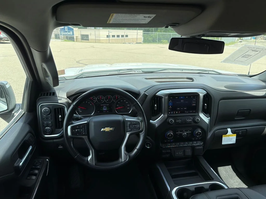 Used 2021 White Chevrolet LTZ image 16