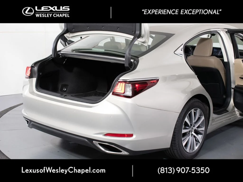 Used 2020 Beige Lexus 350 image 13
