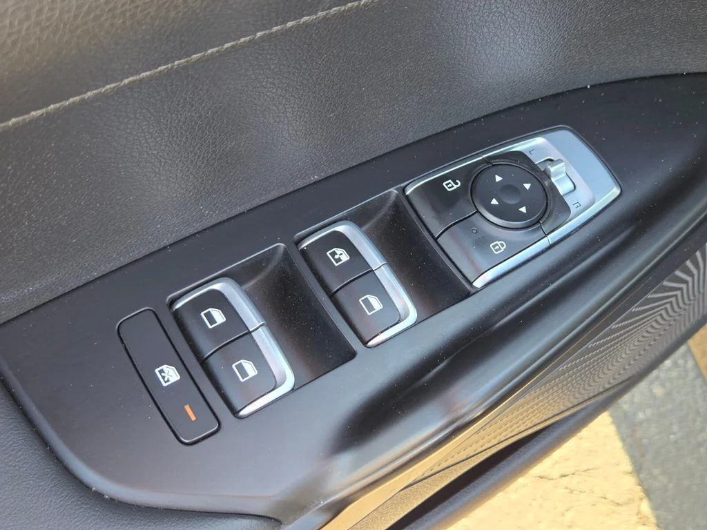 Used 2024 Black Kia GT-Line image 24