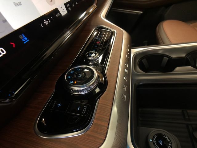 New 2026 Star White Metallic Tri-Coat Ford MAX King Ranch® image 19