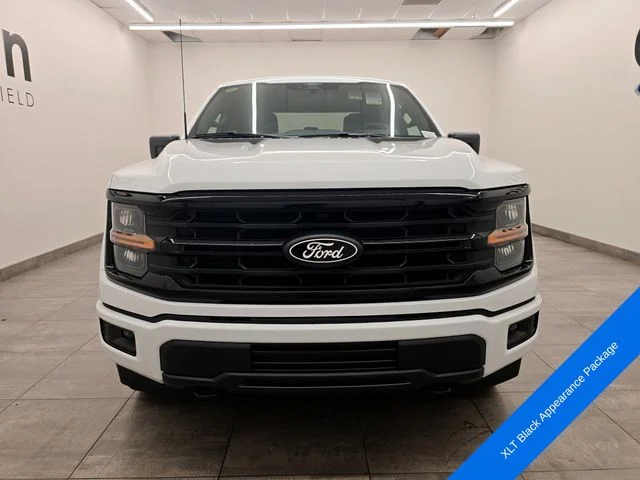 New 2026 Oxford White Ford XLT image 7