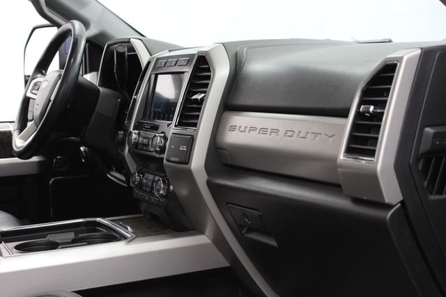 Used 2019 Black Metallic Ford Lariat image 27