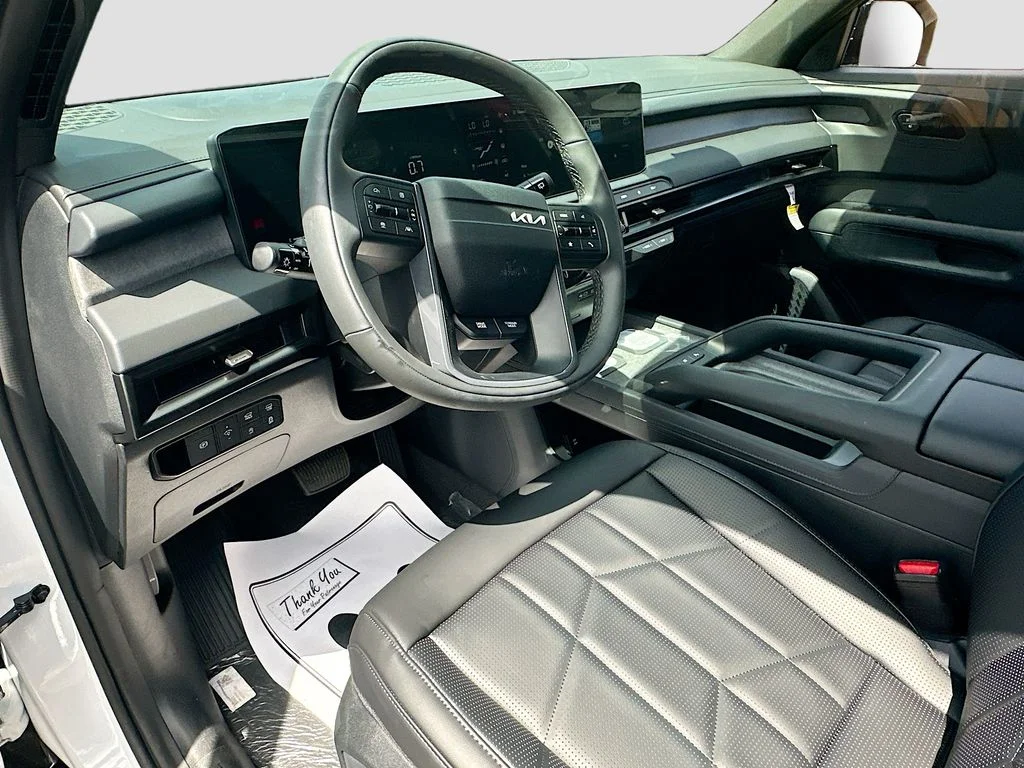 New 2027 Glacial White Pearl Kia X-Line EX image 9