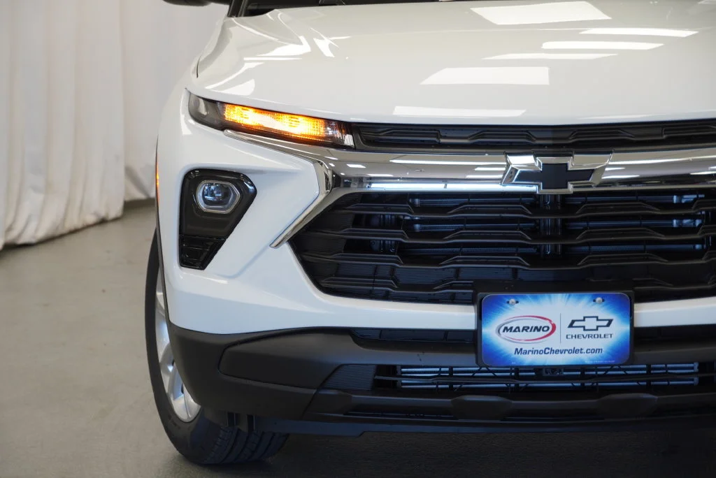 New 2026 Summit White Chevrolet LS image 10