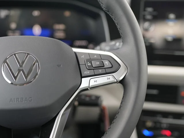 New 2026 Deep Black Pearl Volkswagen 1.5T S image 21