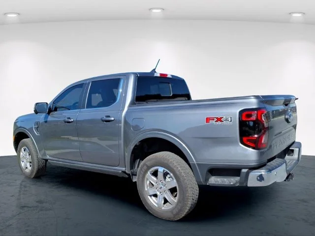 Used 2025 Gray Ford Lariat image 19
