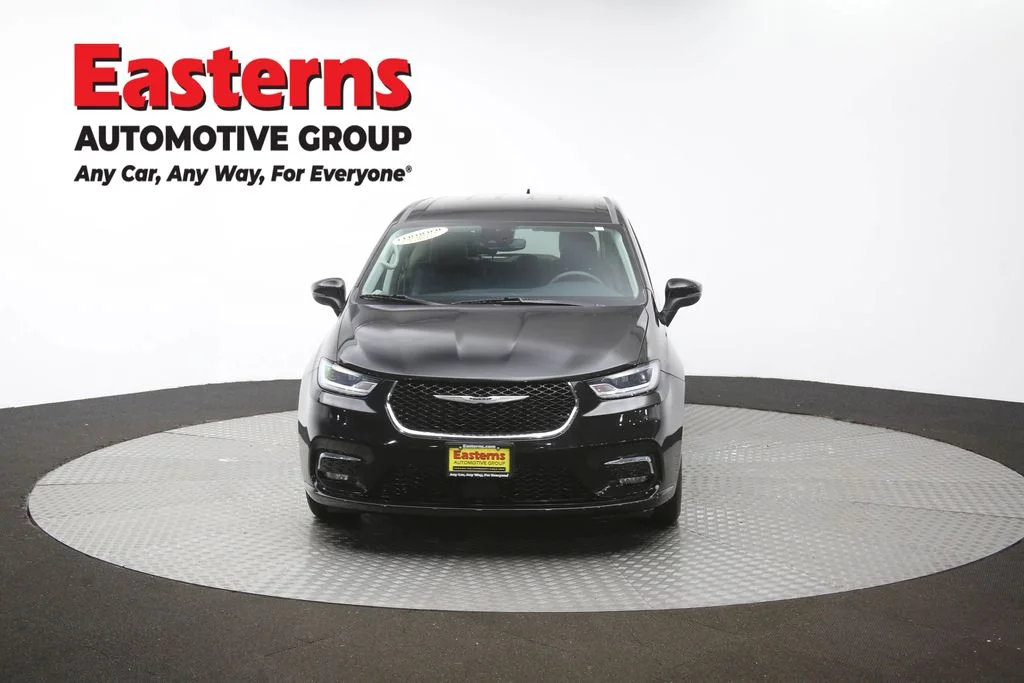 Used 2023 Black Chrysler Touring L image 53