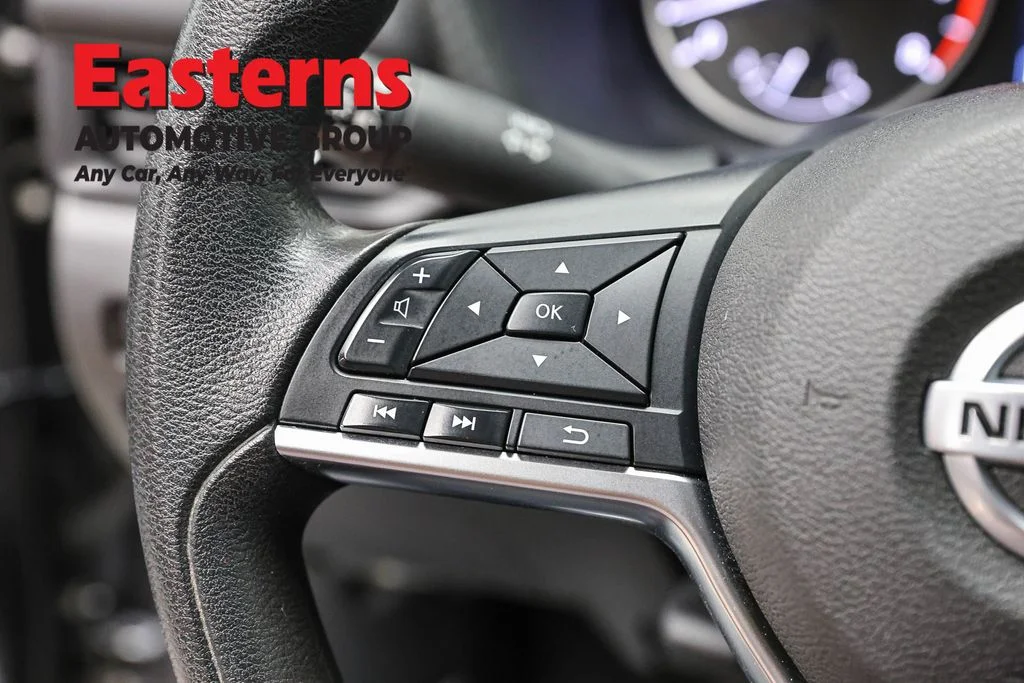 Used 2023 Gray Nissan S image 14