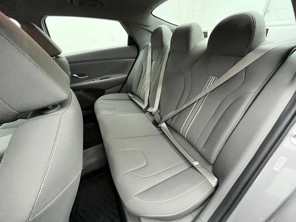 Used 2023 Silver Hyundai SEL image 38