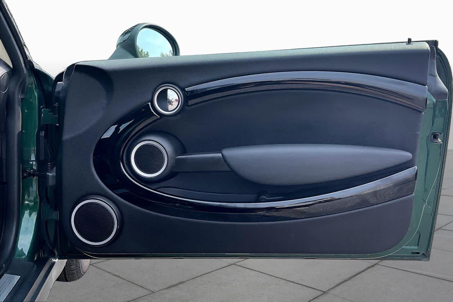 Used 2012  MINI  image 21