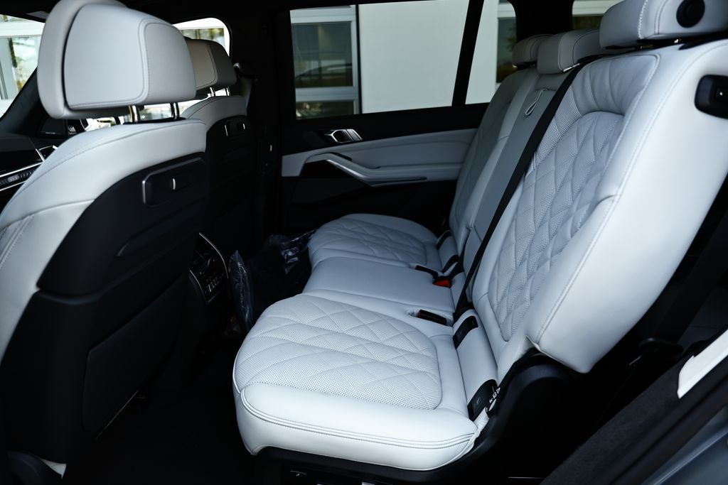 New 2027 Skyscraper Grey Metallic BMW xDrive40i image 29