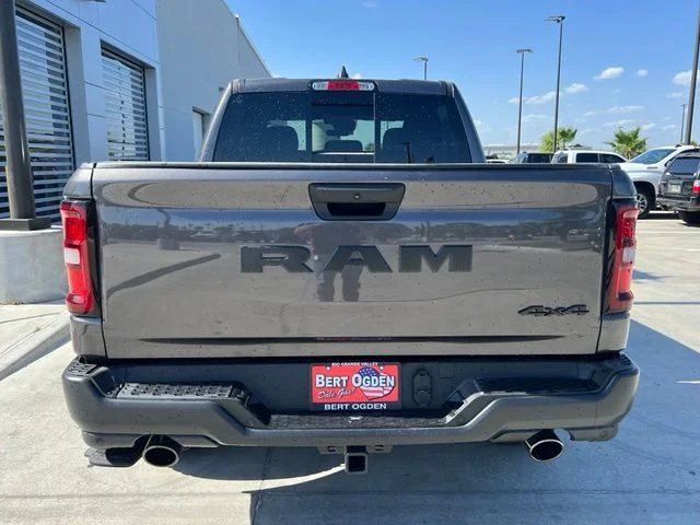 New 2026 Granite Crystal Metallic Clear-Coat Exterior Paint RAM Warlock image 5