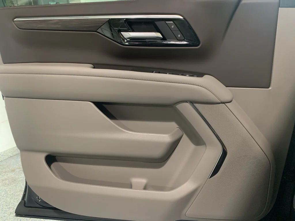 2026 Chevrolet Tahoe LS - Photo 25