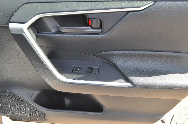 Used 2023 White Toyota LE image 24