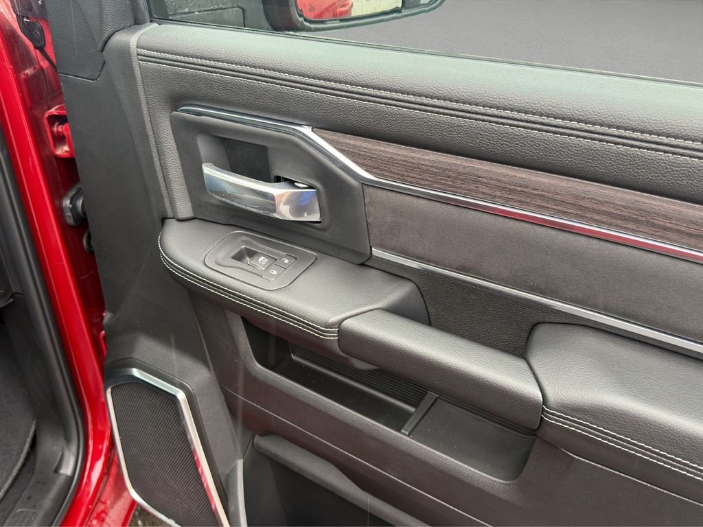 New 2026 Molten Red Pearl-Coat Exterior Paint RAM Laramie image 16