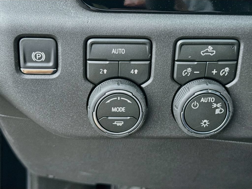 2026 Chevrolet Silverado 1500 LT - Photo 10