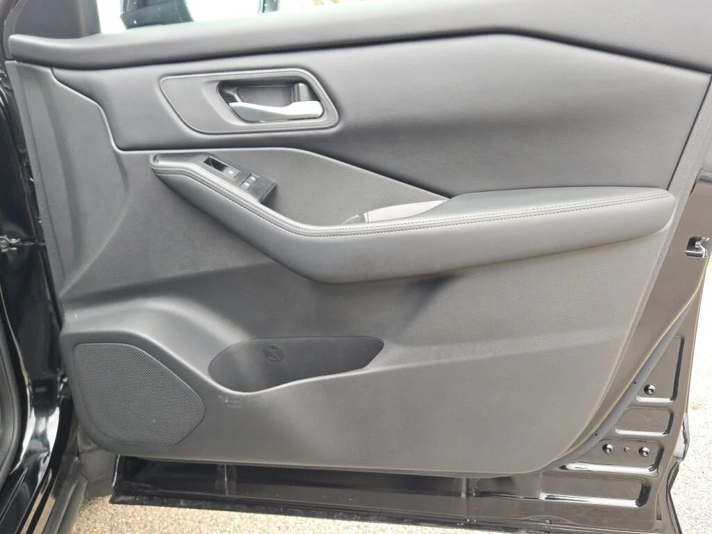 Used 2025 Black Nissan SV image 8