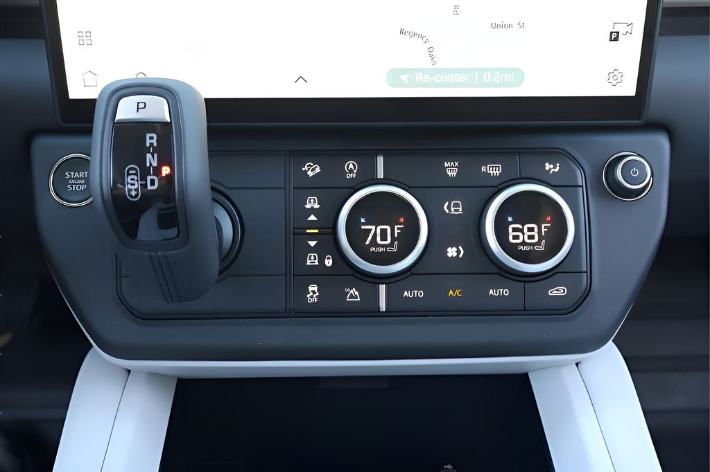 Certified Used 2026 Green Land Rover S image 26