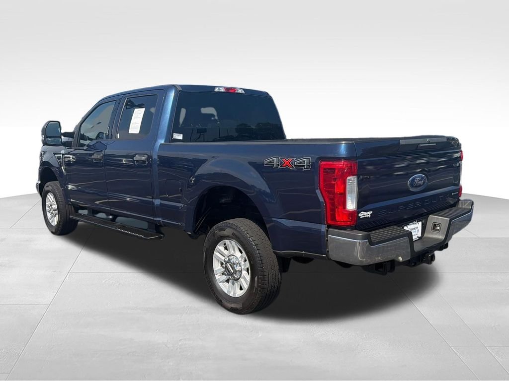Used 2019 Blue Ford XLT image 3