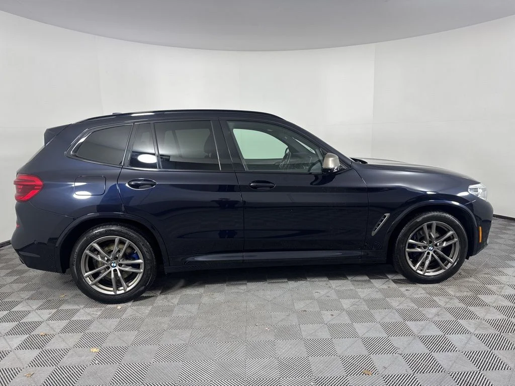 Used 2019 Black BMW M40i image 4