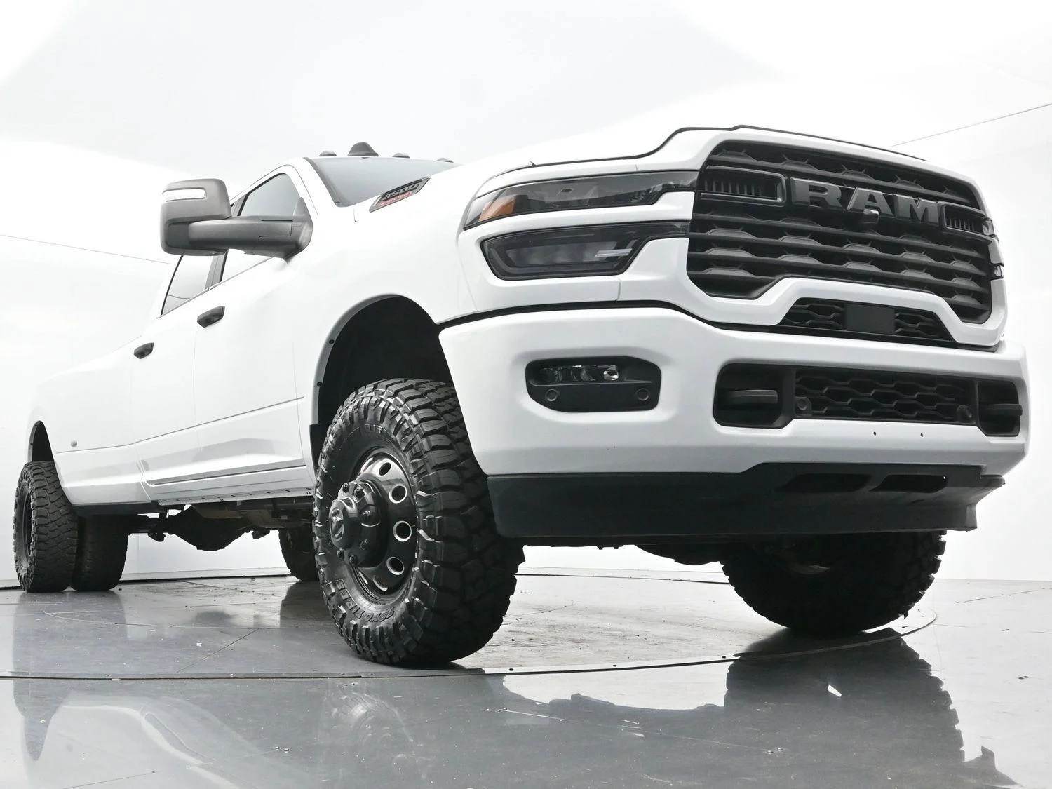 Used 2025 Bright White Clearcoat Ram Big Horn image 38