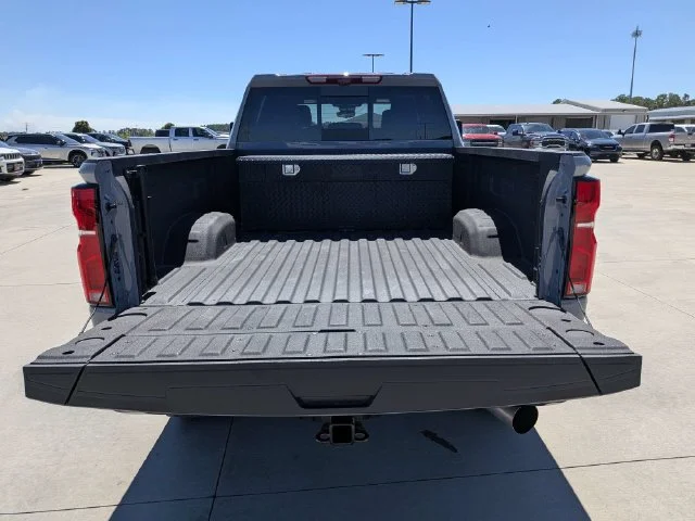 Used 2025 Gray Chevrolet ZR2 image 13