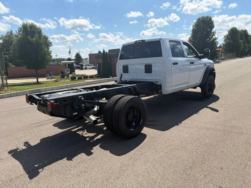 New 2026 Bright White Clearcoat RAM Tradesman image 3