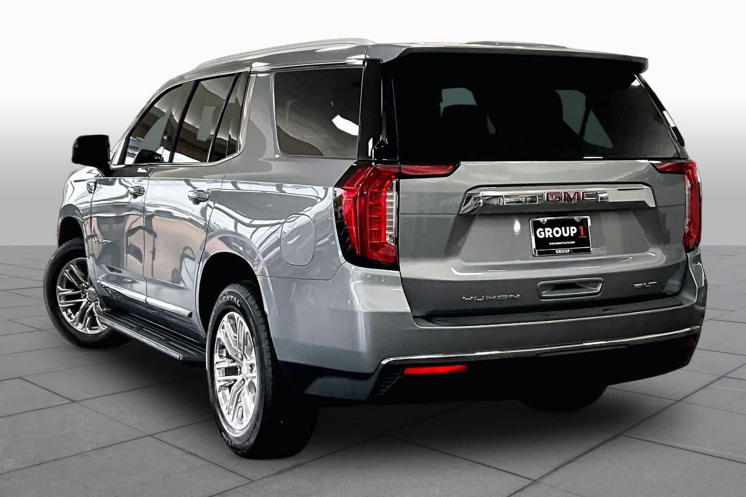 Used 2023 Sterling Metallic GMC SLT image 12
