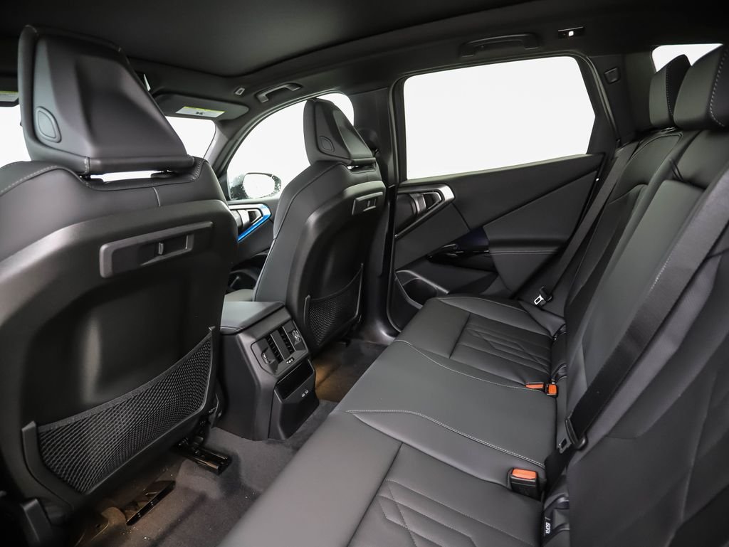 New 2026 Dark Graphite BMW 30 xDrive image 20