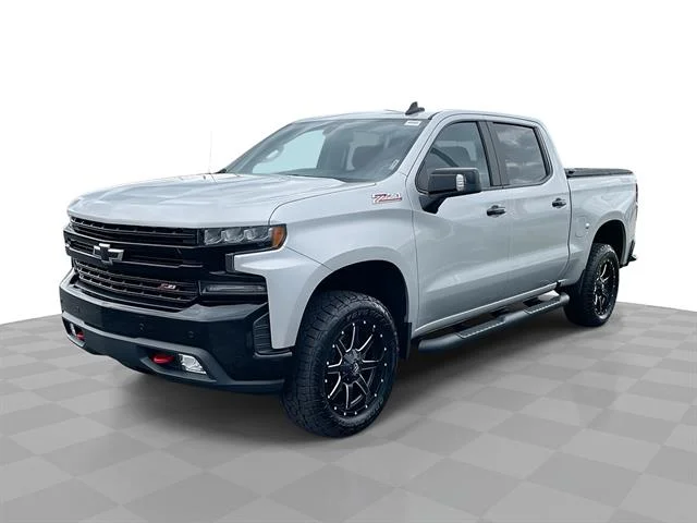 Used 2020 Silver Ice Metallic Chevrolet LT Trail Boss image 1
