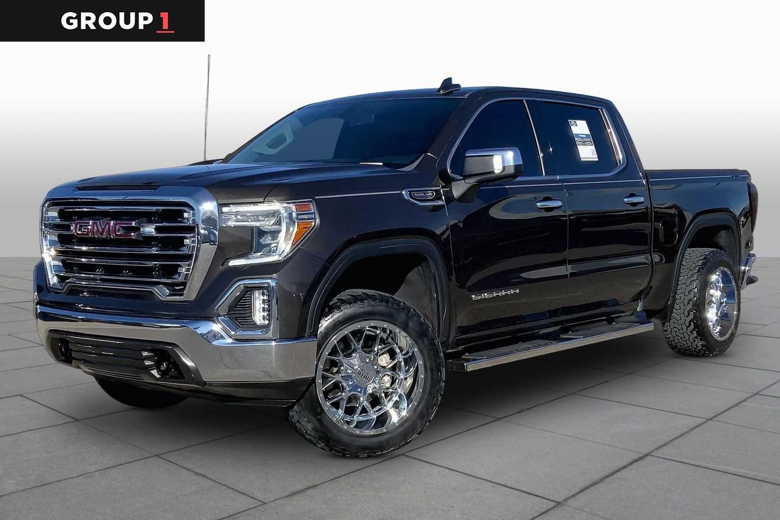 2021 GMC Sierra 4WD Crew Cab Short Box SLT's photo