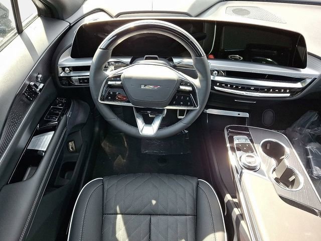 2026 Cadillac LYRIQ V Premium - Photo 11