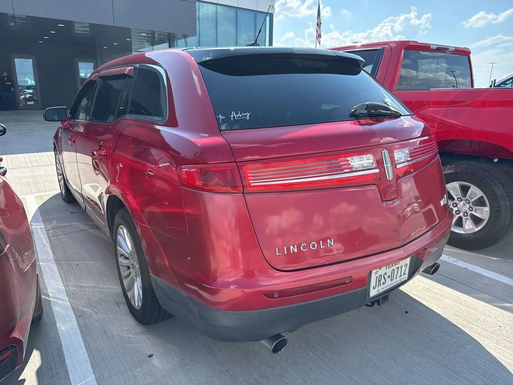 Used 2011 Lincoln MKT Base with VIN 2LMHJ5FRXBBJ52274 for sale in Granbury, TX