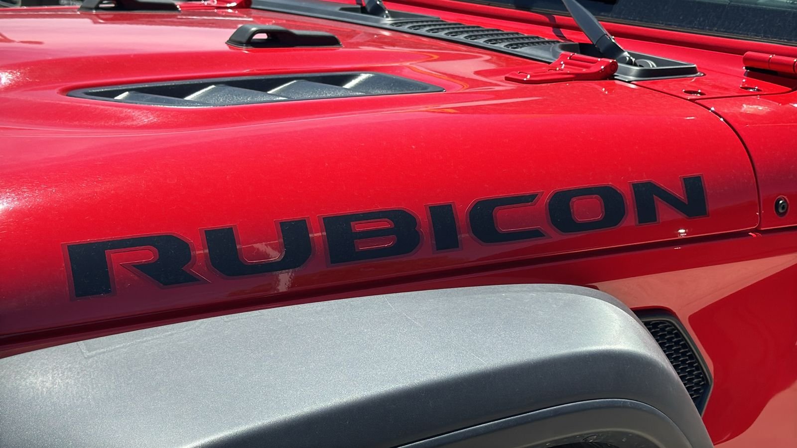 Used 2025 Red Jeep Rubicon image 6