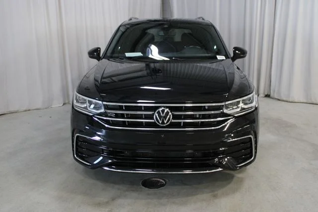 Used 2022  Volkswagen 2.0T SEL R-Line image 29