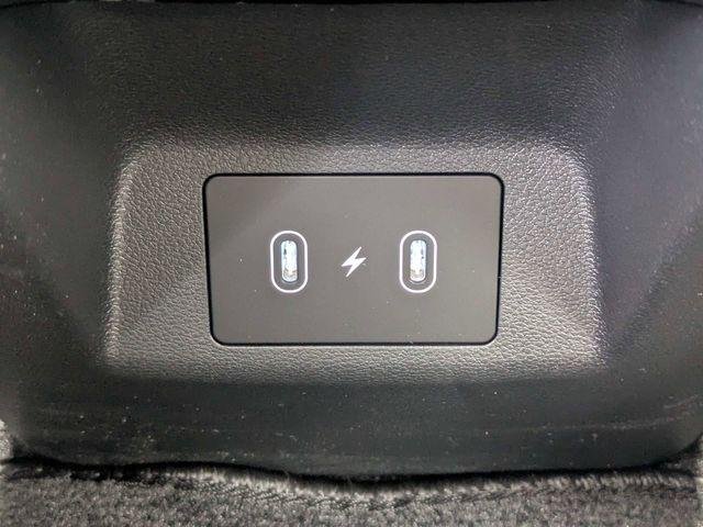 New 2026 Silver Hyundai SEL FWD image 15