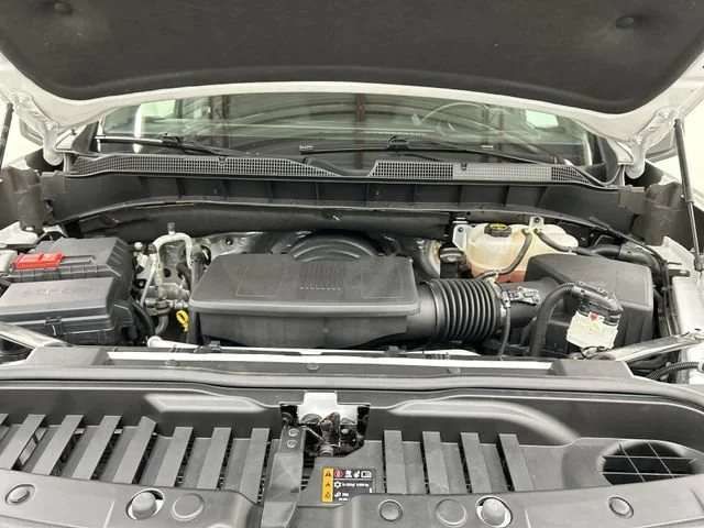 Used 2024 Summit White Chevrolet RST image 6