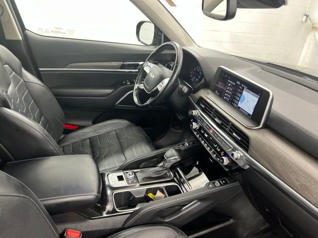 Used 2022 Black Kia SX image 26